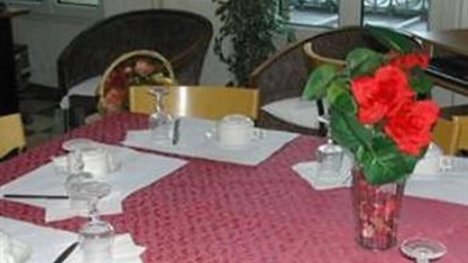 Hotel De La Terrasse Paris Aparthotel
