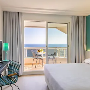 Riva Art & 4* Ментона